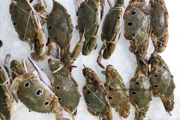 Raw Whole Bunch of Three Spot Crabs for sale